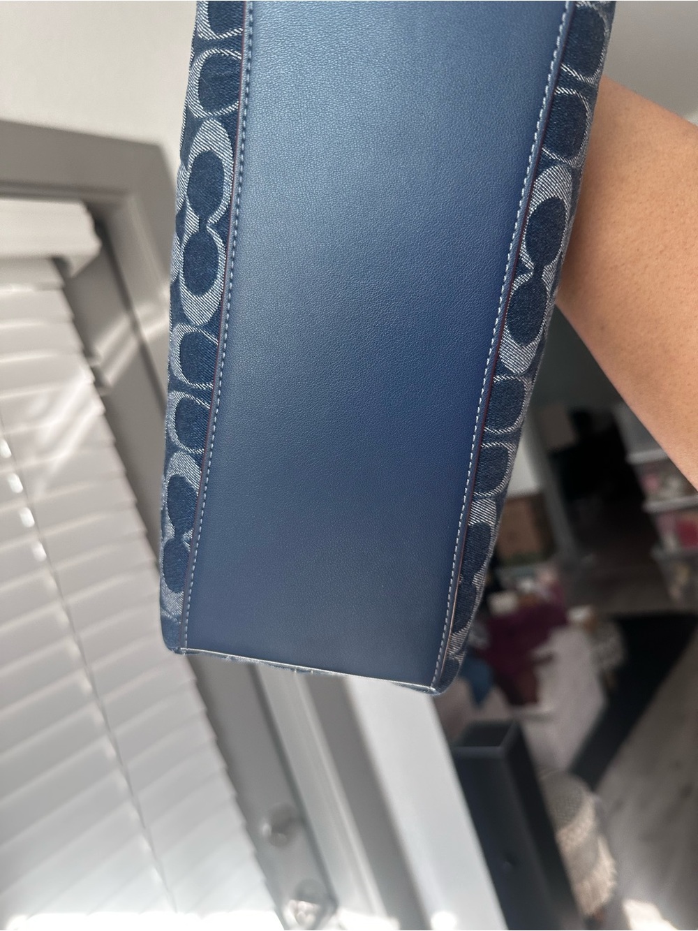COACH | 2025 Signature Denim Laurel - Picture 7 of 13